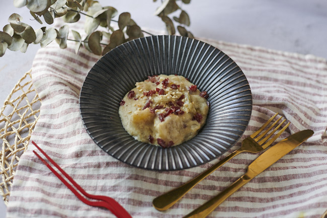 Descubre la receta de los Cardos con Jamón, un clásico navideño en la gastronomía española